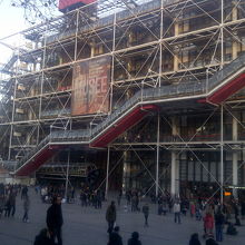 ポンピドゥーの外観