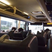 革張りのシートで乗り心地◎