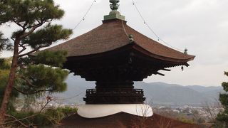 閑静なお寺ですね