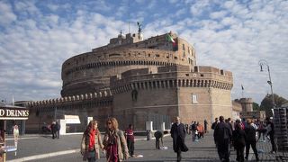 サンタンジェロ城だけではなく、まわりもいい