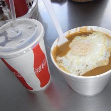 ロコモコとアイスティー