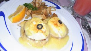 エッグベネディクトを