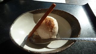 蕎麦アイスは絶対外せない。