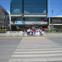 １階には和食屋のだるまが入ってます