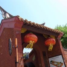 中国風の入り口です