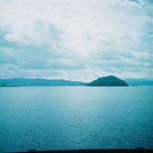 箕島大橋を渡っています