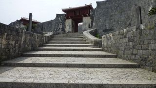 首里城への第二の門