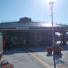 駅舎の外観