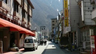 トロッコ観光の拠点、宇奈月温泉（うなづきおんせん）