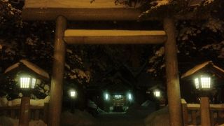 学問の神様を祀る