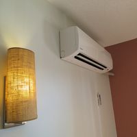 新しいエアコン