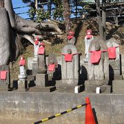 毎年11月30日に太鼓や鉦を打ち鳴らして唱える双盤念仏は、横浜市認定無形文化財になっています。