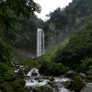 平湯大滝周辺は公園として整備されています