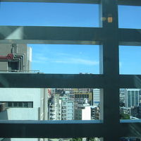 エレベータから