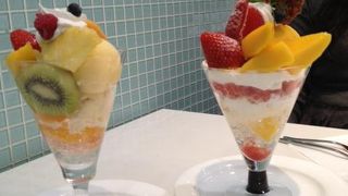 フルーツ好き　パフェ好きには　定番！