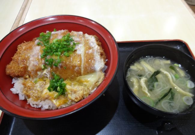 盛岡イオンのフードコート