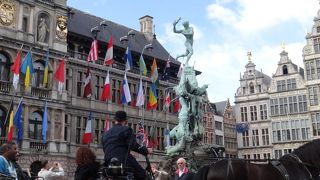 すがすがしいアントワープらしい景観