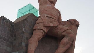 ピピラの丘で街を一望