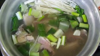 漢方スープが美味しいタッカンマリ