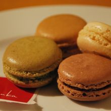 ミルクティーのマカロンや抹茶のマカロンがおススメ