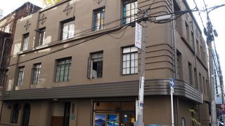 ホテルとして建てられた伏見ビル