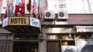 ホテル チェシュメリ