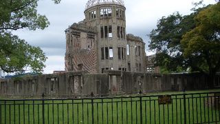 原爆の被害に遭った建物