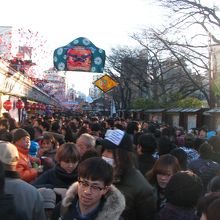 仲見世も大渋滞