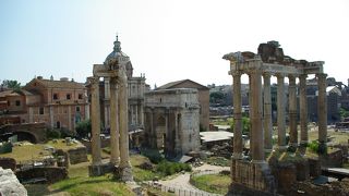 入場するよりもキレイに撮れる場所