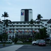 古ぼけてますが一歩中に入ると・・・