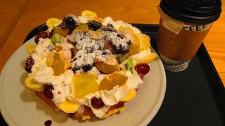 見た目に満足なワッフルです