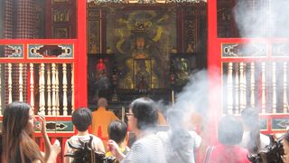 信仰心が篤い台湾人に人気の寺院