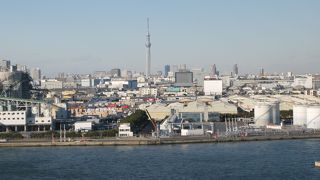橋上を歩きながら見る東京湾の景色が素晴らしい！