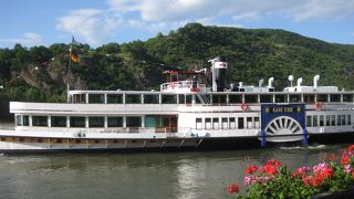 ペンション風宿が多い牧歌的な街