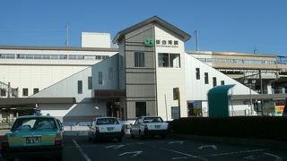 新幹線らしい大きな駅