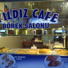 小さなお店です