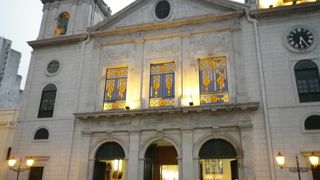 広場って言うほど広くないかな？