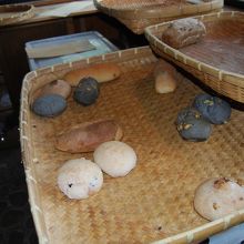 パンも残りわずか