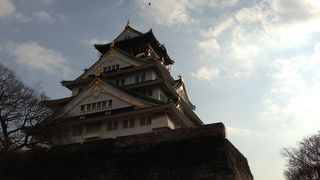 都心にたたずむ存在感は圧巻