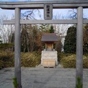 鉄道神社 (博多駅屋上つばめの杜広場) 