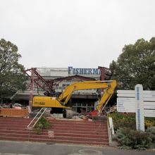 与島の瀬戸大橋フィッシャーマンズワーフは解体中 By かめ 与島のクチコミ フォートラベル