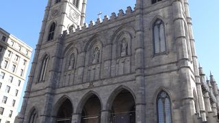 旧市街最大の名所