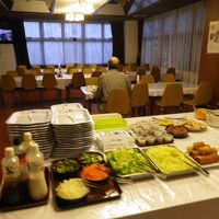 朝食時のレストラン