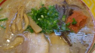 とんこつらーめん