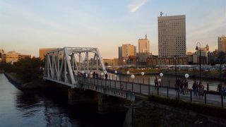 貨物線跡地を遊歩道に転用