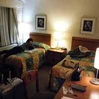 ツイン部屋（ちょっと暗い）