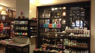 便利なショッピングセンター