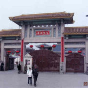 上海中心部から最も近い水郷七宝鎮にあるお寺です。