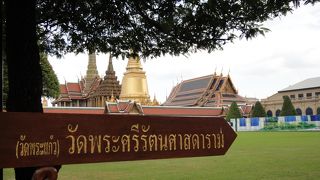 とにかく広い！そして暑い！人が多い！