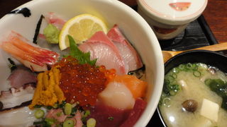 海鮮丼大好き～～！